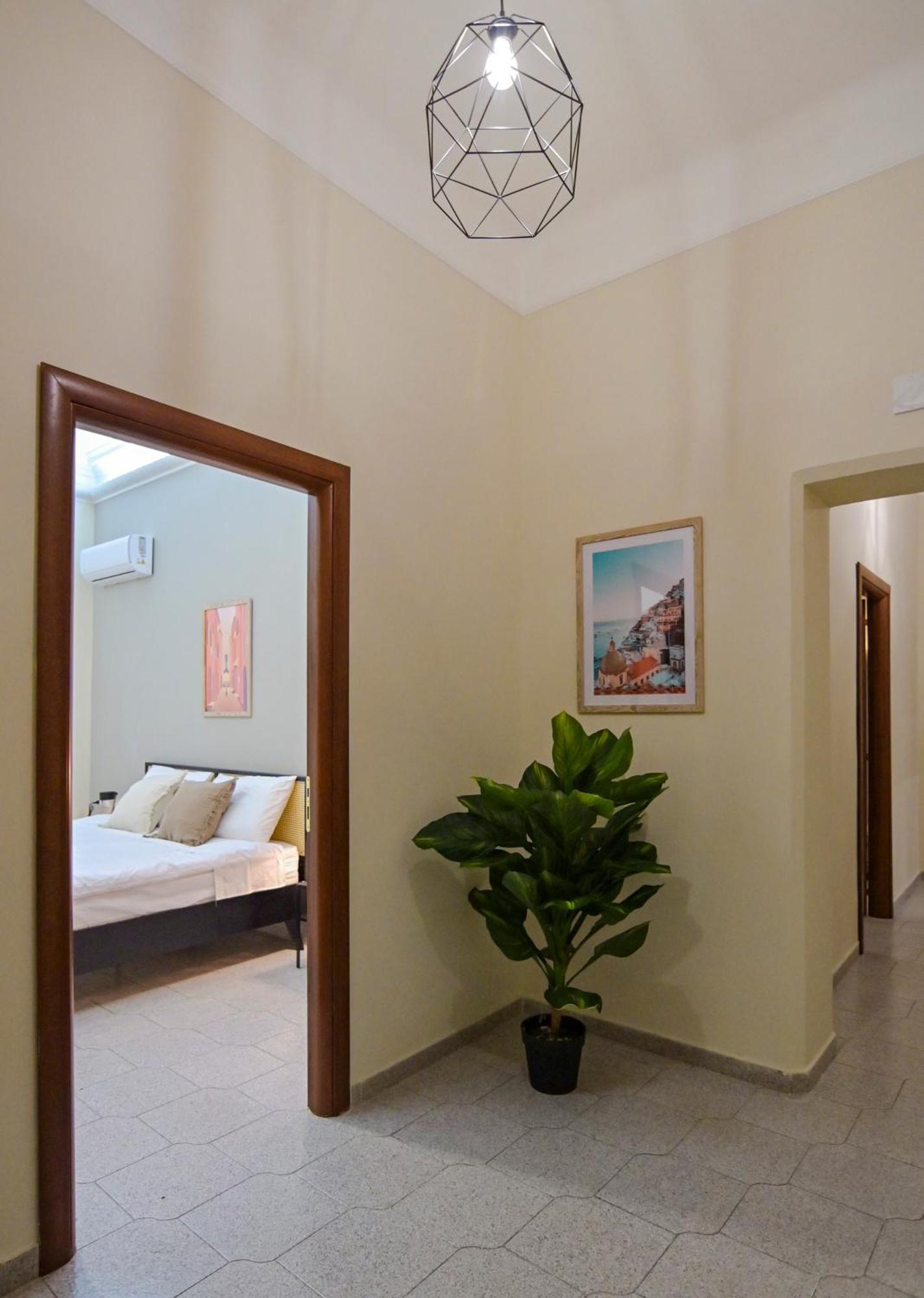 Cozy Central Residence Napoli Екстериор снимка
