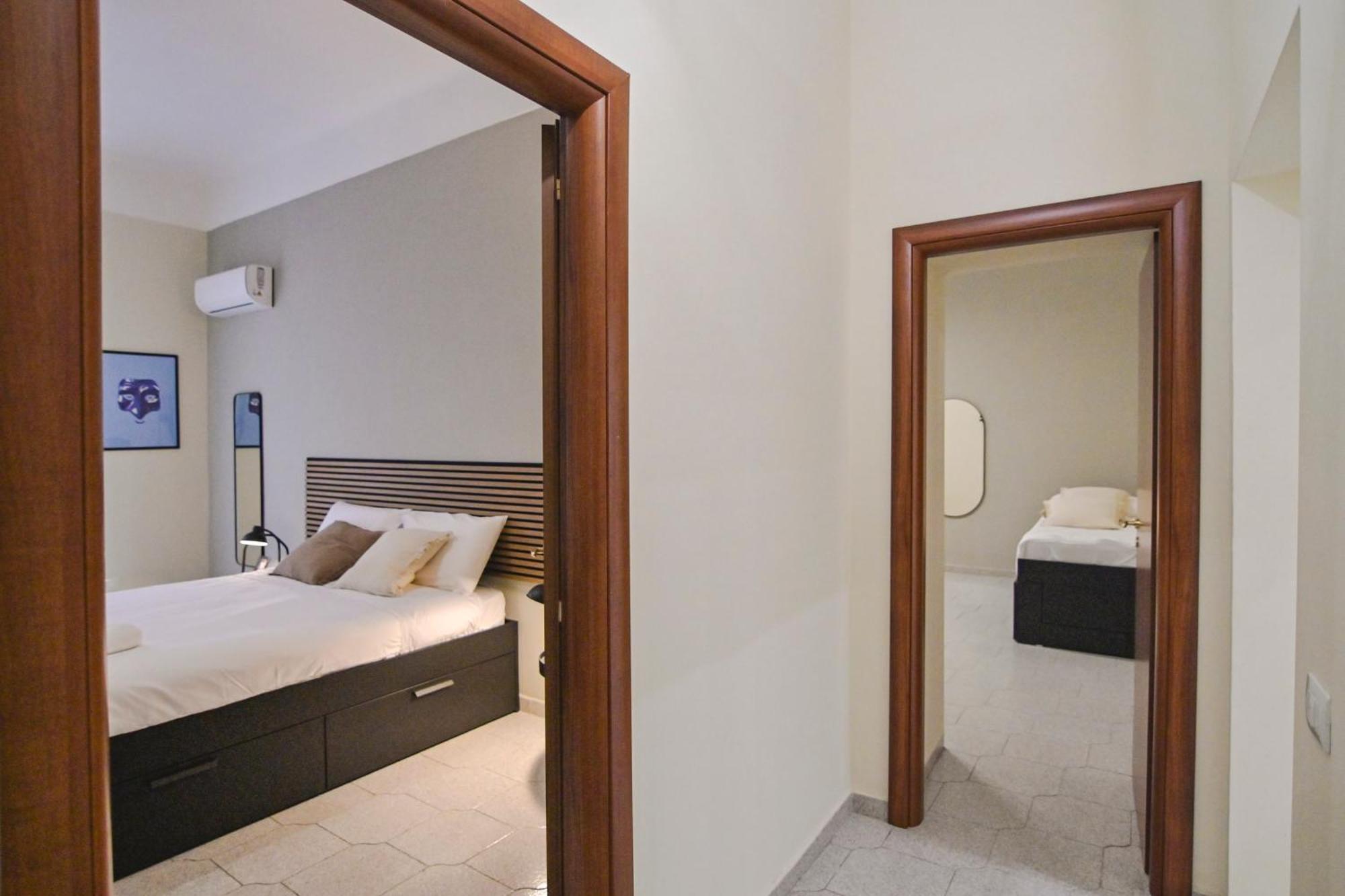 Cozy Central Residence Napoli Екстериор снимка