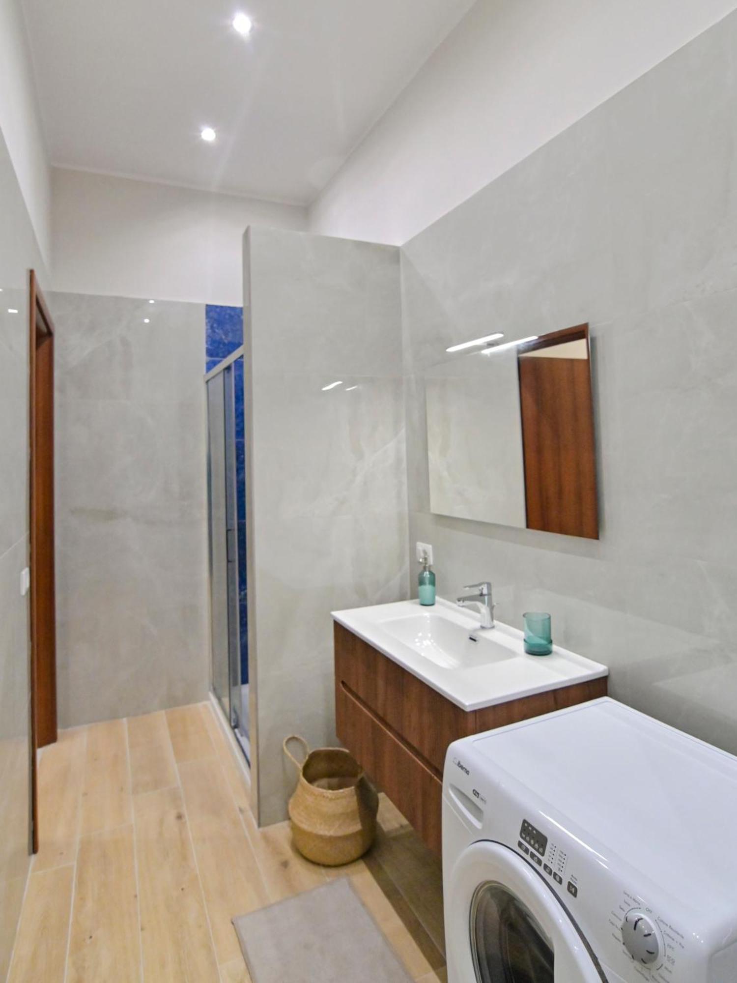 Cozy Central Residence Napoli Екстериор снимка