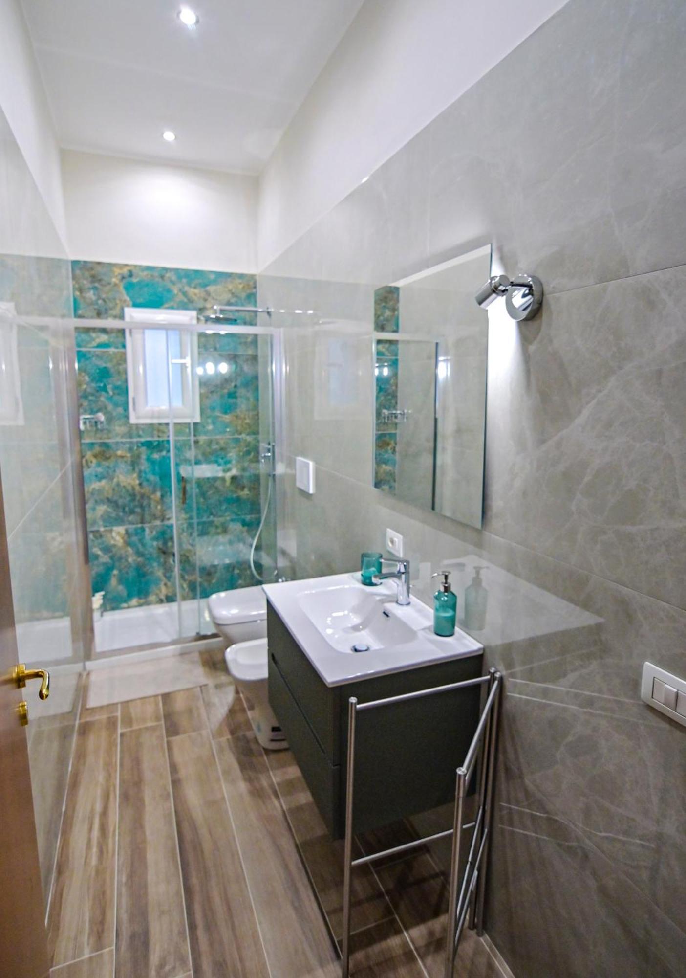 Cozy Central Residence Napoli Екстериор снимка