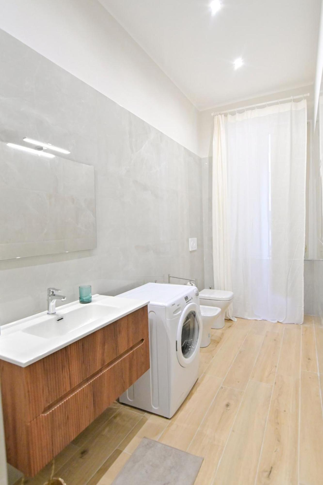 Cozy Central Residence Napoli Екстериор снимка