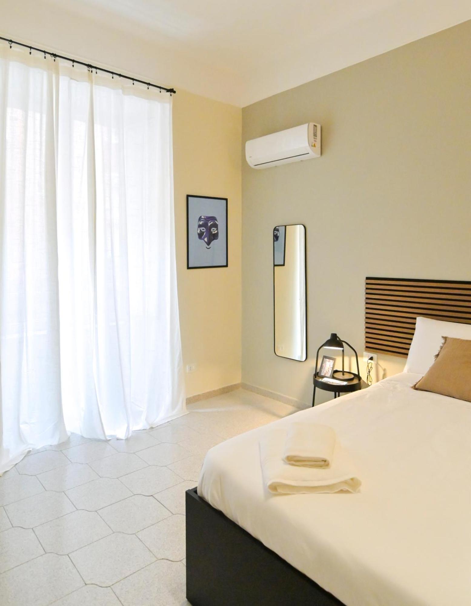 Cozy Central Residence Napoli Екстериор снимка